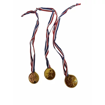 Winner csillagos érem, 3 db 