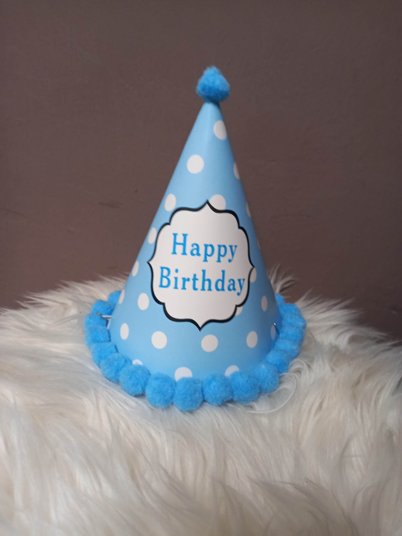 Kék színű happy birthday feliratos papír csákó 