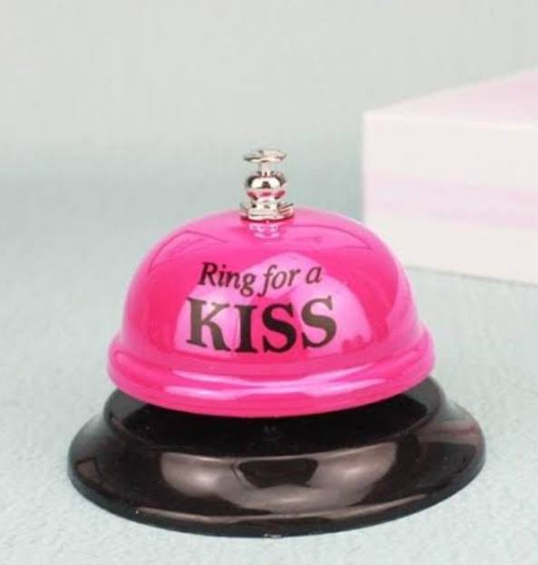 Ring for a kiss  csengő