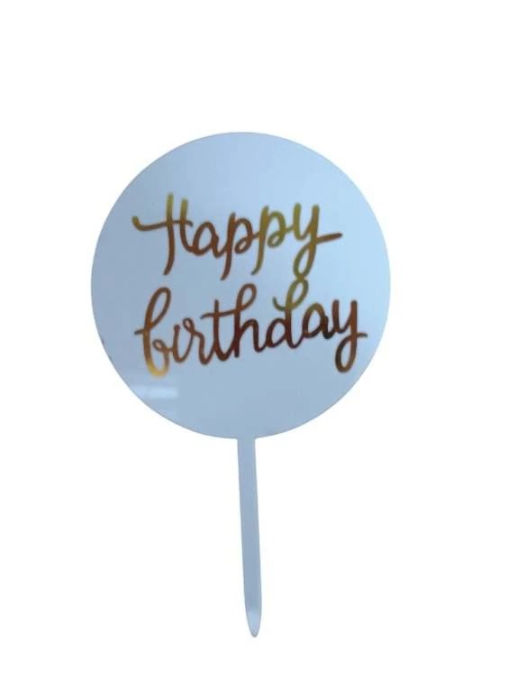 Happy Birthday, fehér kerek torta beszúró