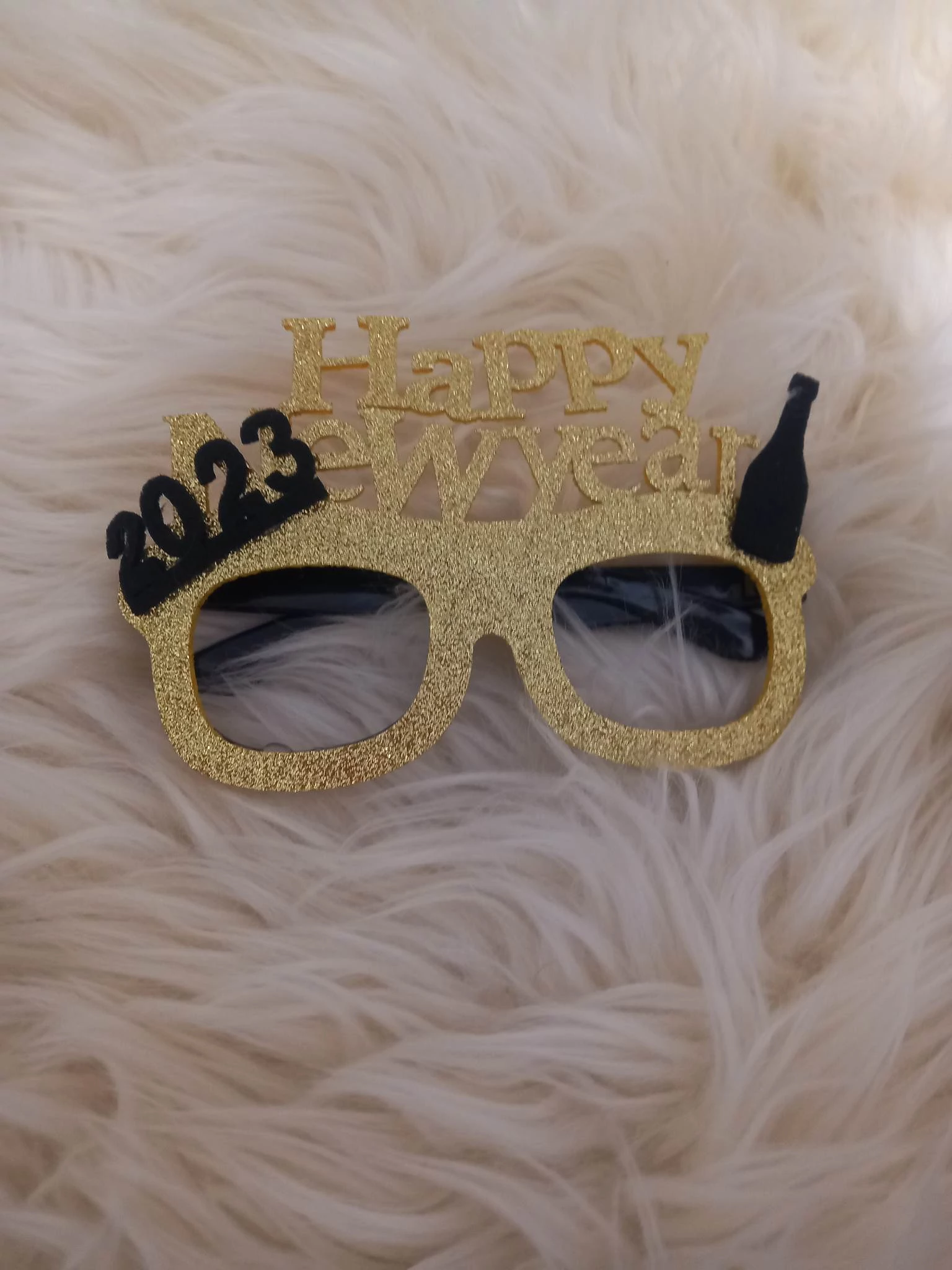 Szilveszteri Arany Parti Szemüveg Happy New Year Felirattal