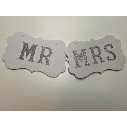 Mr & Mrs tábla